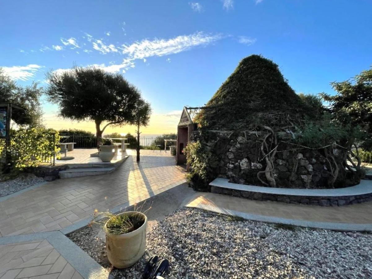 Hotel Turismo Rurale Villa Maria Caterina Кала-Гононе Екстер'єр фото