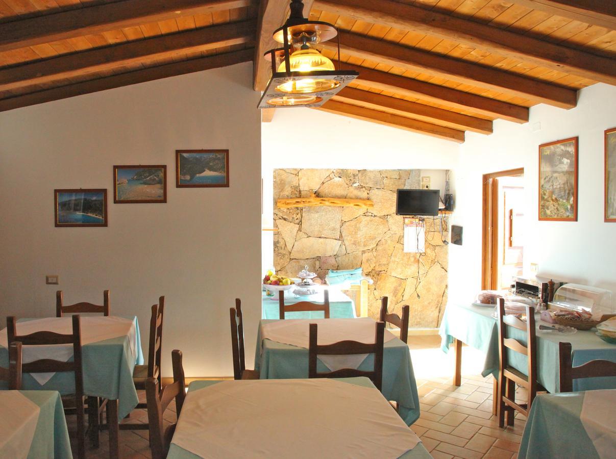 Hotel Turismo Rurale Villa Maria Caterina Кала-Гононе Екстер'єр фото